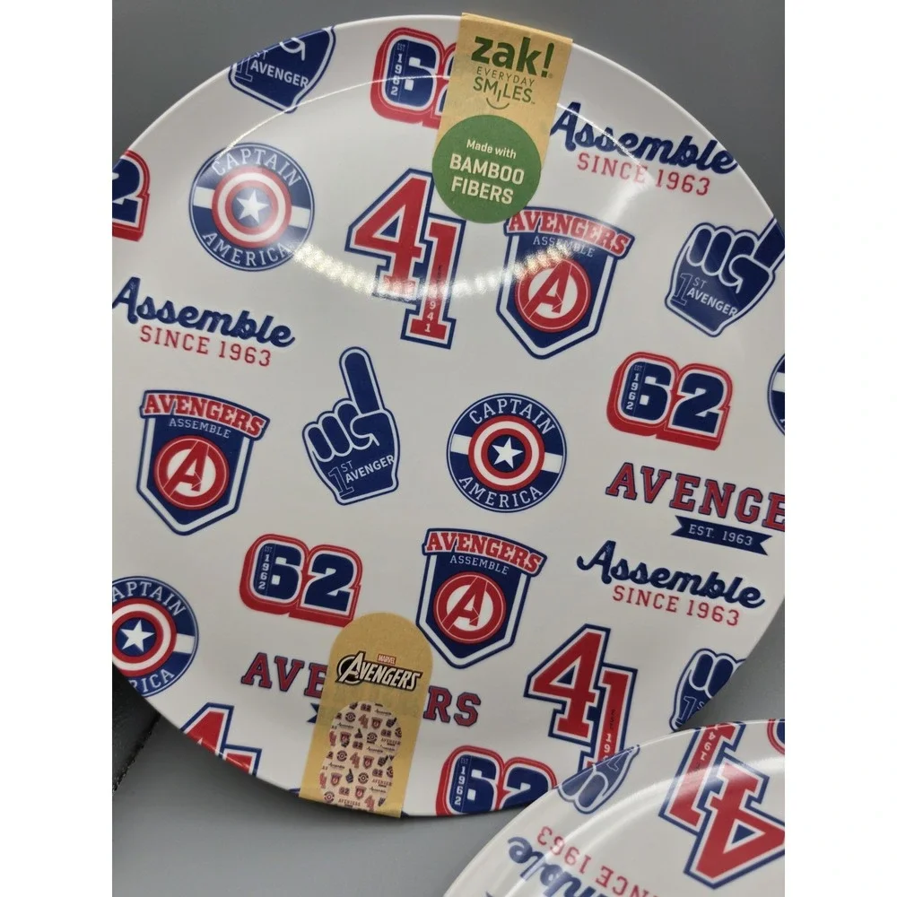 Zak! Marvel Avengers Bamboo Fiber Dinner Plates 10
